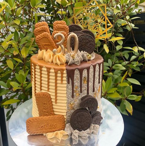 Half Of Cake Design, Birthday Cake For Two People, Birthday Cake Half And Half, Half And Half Cake Ideas, Half Half Cake, March Cake, Double Birthday Cake, Half And Half Cake, Oreo Cakes