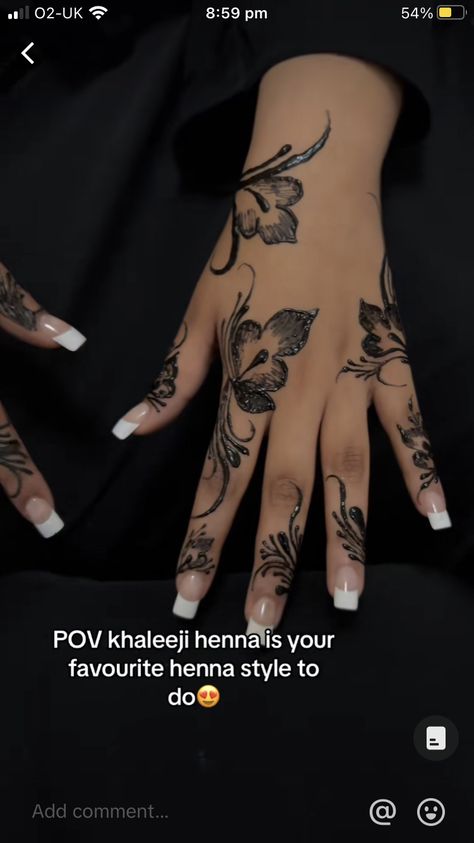 Henna Designs Arm, Thigh Henna, Henne Tattoo, Cute Henna Designs, Cute Henna Tattoos, Henna Style Tattoos, Henna Nails, Henna Inspired Tattoos, Cute Henna