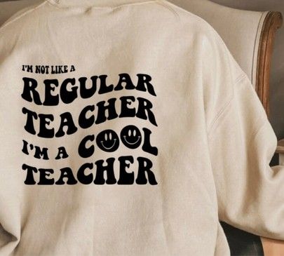 Trendy Teacher Shirts, Field Trip Teacher Outfit, Simple Graphic Tees Design, Teacher Graphic Tees, Teacher Sweatshirt Ideas, Preschool Teacher Aesthetic, Teacher Tshirt Ideas, Daycare Teacher Outfits, Teacher Shirts Designs