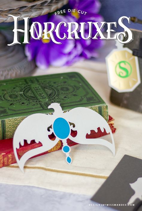 Harry Potter Horcruxes, Horcruxes Harry Potter, Nagini Harry Potter, Harry Potter Lightning Bolt, Harry Potter Camp, String Lights Inside, Hp Christmas, Harry Potter Scrapbook, Harry Potter Design