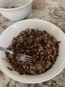 Now on @Fooducate: Lundberg Wild Blend Rice Recipe Wild Rice Blend, Wild Rice Soup Recipes, Wild Rice Recipes, Broiled Chicken, Poached Chicken, Wild Rice Soup, Gluten Free Rice, Wild Rice, Rice Recipe