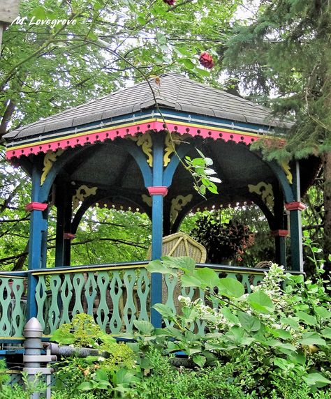 Gazebo Painting Ideas, Painted Gazebo, Gazebo Painting, Round Gazebo, Carport Garage, Tent Site, Doodle Coloring, Back Deck, Lake Ontario