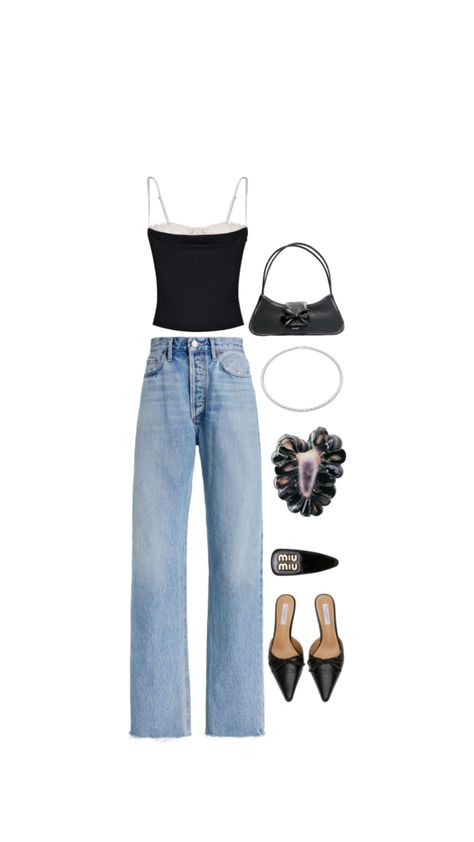 Dinner drinks bar casual cool girl New York LA Friday Saturday night inspo inspired inspiration ootd ootn Saturday Night Outfit Bar, Fits With Jeans, Dinner And Drinks Outfit, Drinks Outfit, Saturday Night Outfit, Drinks Outfits, Dinner Fits, Drinks Bar, Dinner Drinks