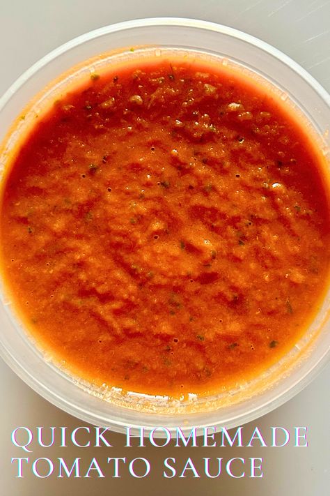 Made with canned tomatoes, onion, garlic and lots of fresh basil, it’s fresh, so flavourful and comes together in 30 minutes. You can even use this recipe to make a quick, creamy vodka sauce! | #sauce #tomatosauce #homemadetomatosauce #tomato #tomatoes #tomatorecipes #tomatosaucerecipe Tomato Sauce Homemade, Creamy Vodka Sauce, Pizza Sauces, Meatloaf Sauce, Homemade Pantry, Canned Tomatoes, Onion Sauce, Vodka Sauce, Tomato Sauce Recipe