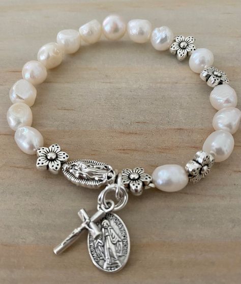 This Rosaries item by Jazz4Beads has 386 favorites from Etsy shoppers. Ships from Valley Center, CA. Listed on Apr 29, 2024 Catholic Rosary Bracelet, Personalized Rosary, Rosary Jewelry, Formal Jewelry, Bracelets Design, Diy Bracelets Easy, Catholic Jewelry, Lady Of Guadalupe, Rosary Bracelet