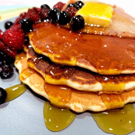 Canadian Pancakes 🥞 Canadian Pancakes, Ultimate Pancake Recipe, Super Fluffy Pancakes, Delicious Breakfast Casserole, Yummy Casserole Recipes, Best Pancake Recipe, Overnight Breakfast Casserole, Winter Cooking, Pancake Stack