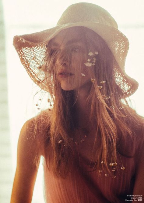 Hedvig Palm for Vogue Australia by Sebastian Kim Sebastian Kim, Beach Hats, Hippy Chic, Vogue Australia, Straw Hats, Portrait Girl, Flower Child, Fashion Photographer, The Wind