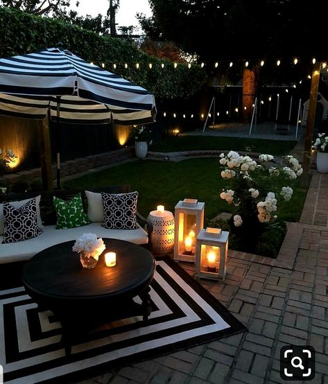 Patio Garden Ideas On A Budget, Design Per Patio, Outdoor Lighting Design, Patio String Lights, Budget Garden, Budget Patio, Backyard Lighting, Small Backyard Patio, Pergola Patio