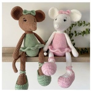 Crochet Ballerina Mouse Free Pattern, Crochet Ballerina Mouse, Angelina Ballerina, Crochet Mouse, Crochet Pattern Amigurumi, Spring Bunny, Crochet Diy, Crochet Stuff, Amigurumi Free