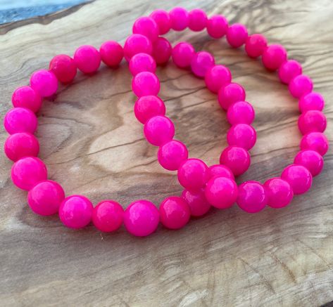 neon mat pink acrylic bracelet, 7 in. Sold separately. Price listed is for 1 bracelet, not the pair. Stretch Bracelets Ideas, Friends Bracelet, Crystal Bead Bracelet, Acrylic Bracelet, Stretchy Beaded Bracelet, Bracelets Ideas, Friend Bracelets, Bracelets Diy, Bracelet Crystal