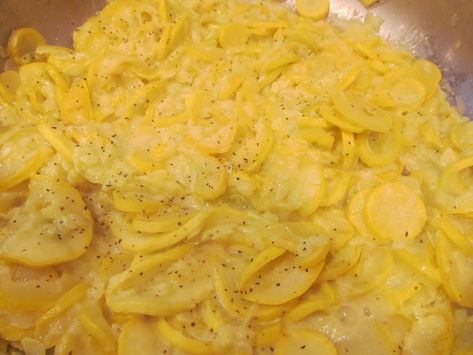 Crookneck Squash Recipes, Baked Yellow Squash, Yellow Crookneck Squash, Crookneck Squash, Yellow Squash Recipes, Squash Blossoms, Baked Squash, Pumpkin Squash, Eat Veggies