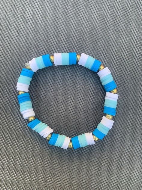 Clay Bead Bracelet Ideas Preppy Blue, Jewellery Preppy, Blue Clay Bead Bracelets, Clay Bracelets Diy, Clay Bead Bracelet Ideas Preppy, Polymer Clay Bracelet Ideas, Clay Beads Bracelet Ideas, Clay Bead Ideas, Clay Beads Necklace