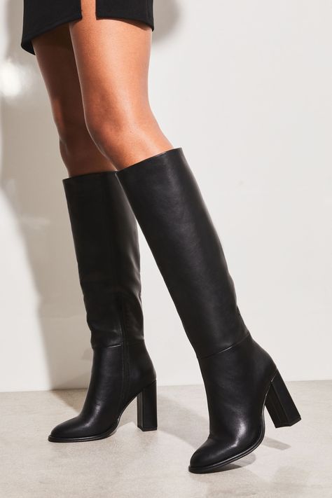 Dr Shoes, Estilo Hippie, Shoe Inspo, Black Knees, Dream Shoes, Heel Boots, Boots Outfit, Cute Shoes, High Boots