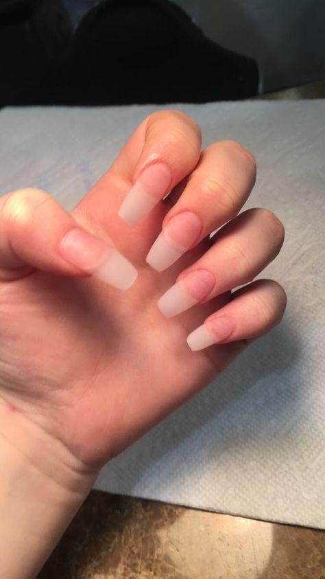 Unpainted acrylic nails Hyper Realistic Nails, Unpainted Nails, Realistic Nails, Nails Cute Ideas, Pretty Girl Nails, Ring Finger Nails, Trend Nails, Natural Acrylic Nails, Fall Nail Art Designs