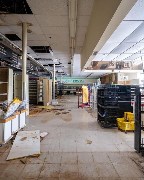 Abandoned Grocery Store Aesthetic, Abandoned Store Concept Art, Abandoned Store Aesthetic, Abandoned Grocery Store, Apocalypse Store, Abandoned Shop, Grocery Store Aesthetic, Abandoned Store, Abandoned Mall