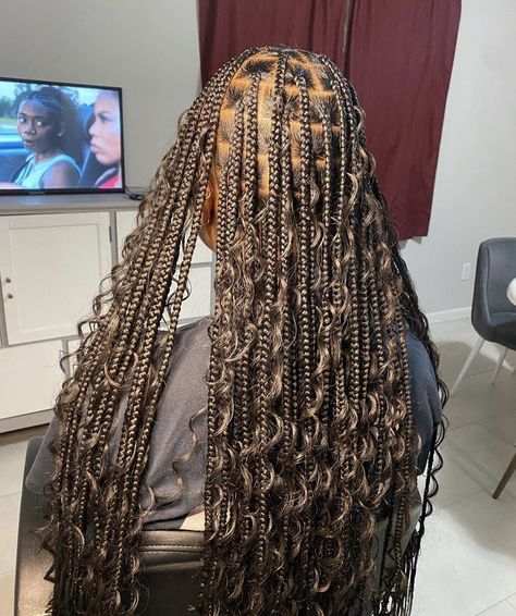 Knowles’s Boho Braids, Medium Knotless Braids Boho, Big Boho Braids, Medium Goddess Knotless Braids, Long Boho Braids, Medium Boho Knotless Braids, Black Knotless Braids, Black Hair Protective Styles, Boho Braided Hairstyles