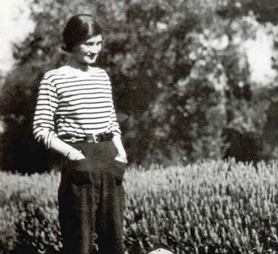 Coco Chanel Biography |  Biography Online Breton Shirt, Cristobal Balenciaga, Coco Chanel Fashion, Breton Top, Moda Chanel, Sailor Shirt, Breton Stripes, Mode Chanel, Gabrielle Chanel