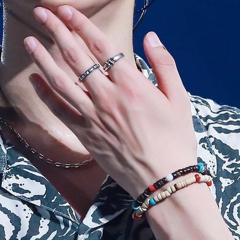 Male Hands Painted Nails, Hand Claim, Slender Hands, Hand Veins, Pop Beads, Yoshikage Kira, Hands Aesthetic, Hot Hands, Birthday Post Instagram