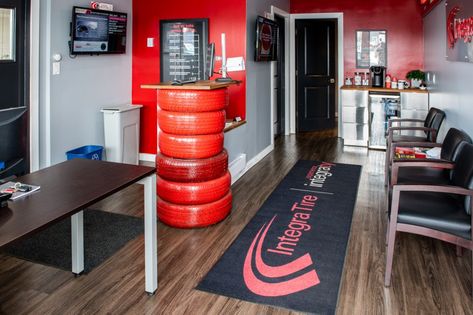 Auto Shop Office Ideas, Auto Shop Waiting Room, Garage Design Interior, Auto Shop, Sauna Design, Collision Repair, Car Repair Service, Auto Repair Shop, Waiting Area