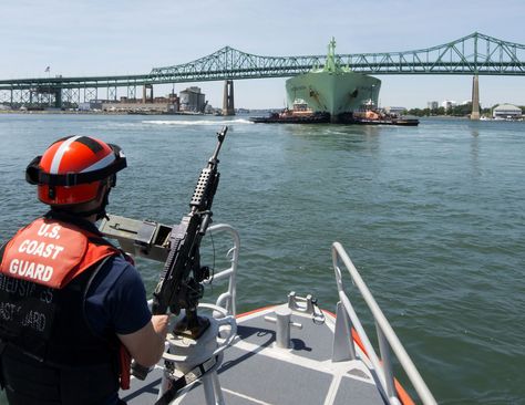 Canadian Coast Guard, Coast Guard Boats, Coast Guard Stations, Norwegian Flag, Boston Harbor, King A, Us Coast Guard, Small Boats, Coast Guard