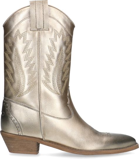 You\\'re golden! Deze goudkleurige cowboy laarzen van Sacha hebben een hak van 4 cm en een plateau van 1 cm. De schachthoogte meet 20 cm en de schachtomtrek is 34 cm. Deze boots zijn aan de buitenzijde van leer gemaakt. Maak gebruik van onderhoudsproducten zoals Pure Protect om de laarzen zo goed mogelijk te beschermen. Cowboy Boots, 20 Cm, Cowboy, Boots