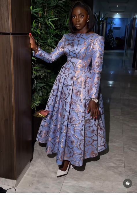 Damask Material Dress Styles Nigeria, Damask Dress Styles Nigeria 2024, Damask Gown Styles, Damask Dress Styles Nigeria, Damask Wedding Dress, New Look Clothes, Ankara Styles For Women, Damask Dress, Ankara Dress Designs