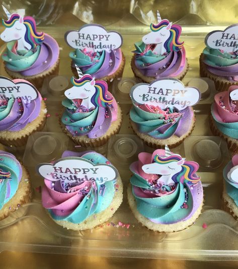 Unicorn Academy Birthday Party, Unicorn Cupcakes Ideas, Unicorn Cupcake Cake, Baby Boy Background, Magic Birthday, Unicorn Painting, Unicorn Birthday Cake, Cupcake Cake Designs, Unicorn Cupcakes