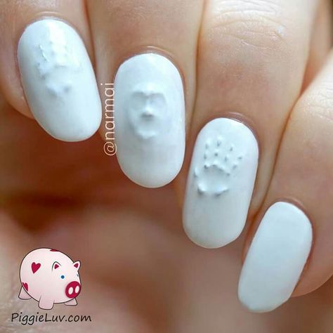 Ghost in the walls Halloween Nails Diy, Nail Art Halloween, Spooky Nails, Halloween Manicure, Unghie Nail Art, White Halloween, Diy Nail Art, White Nail, Halloween Nail Designs