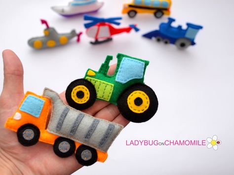 HEAVY TRUCK AND TRACTOR FOR KIDS - FELT MAGNETS - FRIDGE MAGNETS Felt Kids, Baby Mobil, Baby Quiet Book, Diy Bebe, Felt Books, Felt Quiet Books, Felt Book, Soft Book, Felt Food