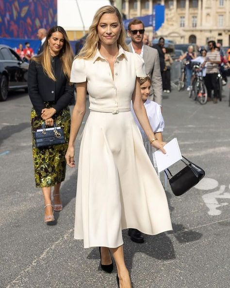 Beatrice Borromeo Casiraghi💫 (@beatriceborromeo_) • Instagram photos and videos Beatrice Borromeo, Country Fashion, Fashion Details, Muse, Photo And Video, Instagram Photos, Instagram Photo, Instagram