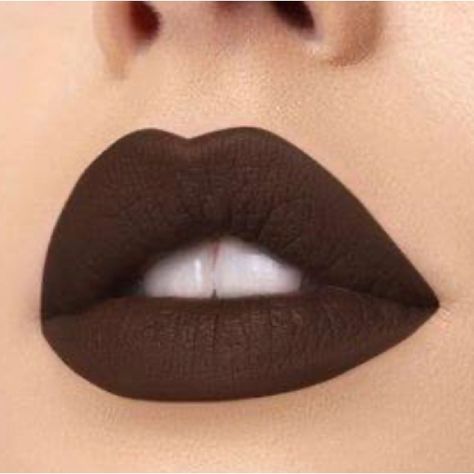 Brown Matte Waterproof Highly Pigmented No Smudge Color May Differ A Little Due To Lighting* Message Me For Video Of Colors Dark Brown Lipstick Makeup, Brown Lipstick Looks, Maybelline Red Lipstick, Brown Lipstick Makeup, Brown Lipstick Shades, Dark Brown Lipstick, Hollow Aesthetic, Purple Matte Lipstick, Chocolate Makeup