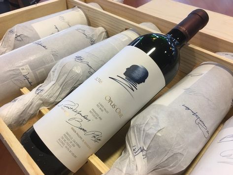 Opus One Wine, Wine Package, Opus One, Creative Presentation, Wine Packaging, Zinfandel, Wine Time, Wine Clubs, Wine Tour