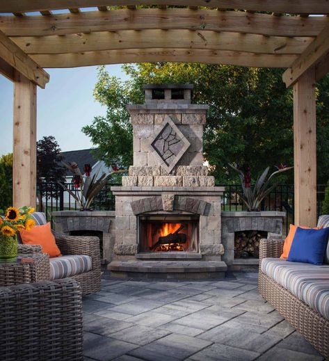 One Kindesign on Twitter: "30+ Irresistible outdoor fireplace ideas that will leave you awe-struck https://t.co/Tr8t85RuT5… " Firepit Table, Outdoor Fire Pit Table, Patio Pergola, Propane Fire Pit Table, Backyard Fireplace, Modern Pergola, Patio Fireplace, Pergola Attached To House, Outdoor Stone