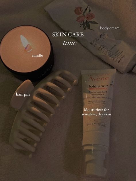 Skincare Bio Instagram, Skincare Aesthetic Night, Skin Care Ig Story Ideas, Instagram Bio Ideas Skincare, Skin Care Night Aesthetic, Avene Skincare Aesthetic, Night Care Aesthetic, Skincare Night Aesthetic, Night Skin Care Aesthetic