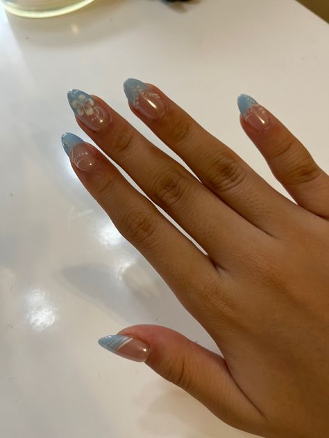 Blue Nail Ideas Summer, Acrylic Nails Hawaii, Almond French Tip Summer Nails, Acrylic Almond Nails Ideas Summer, Cute Nail Ideas Summer, Acrylics For Vacation, Almond Nails Designs Summer Ideas, Nail Inspo Simple Summer, Gel Nails Designs Short