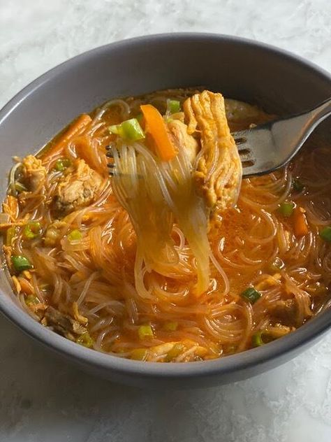 Chicken Sotanghon Soup Recipe, Chicken Sotanghon, Chicken Sotanghon Soup, Filipino Soup, Chewy Noodles, Cellophane Noodles, Shrimp Sandwich, Types Of Noodles, Vermicelli Noodles