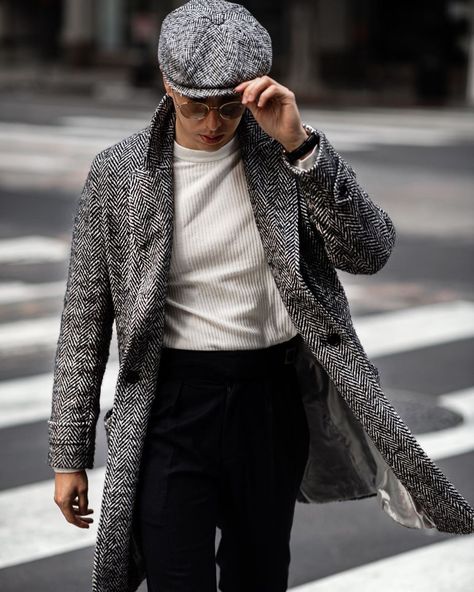 Blake Scott on Instagram: “A good overcoat can elevate even the simplest of outfits. Would you agree?  #BlakeScott #Dtla  Photo by sir @allendaniel” Blake Scott, Formal Men Outfit, Of Outfits, Men Fashion Casual Outfits, Peaky Blinders, Mens Street Style, Instagram A, Casual Outfits, Street Style