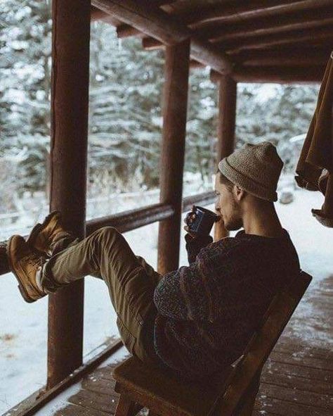 Wander Outfit, Winter Photoshoot, Man Photography, Winter Cabin, Mens Lifestyle, Mountain Man, Photography Poses For Men, Outdoor Men, Man Photo