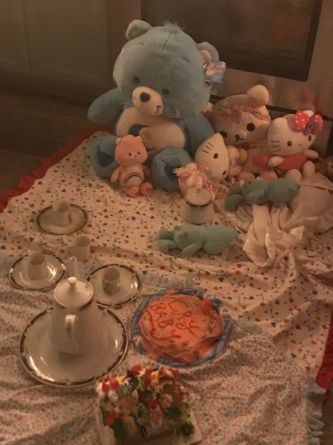 Tea Party Stuffed Animals, Teddy Tea Party, Teddy Bear Picnic Aesthetic, Childhood Art Aesthetic, Tea Party With Stuffed Animals, Childs Tea Party, Sleepycore Aesthetic, Happy Childhood Aesthetic, Childlike Aesthetic