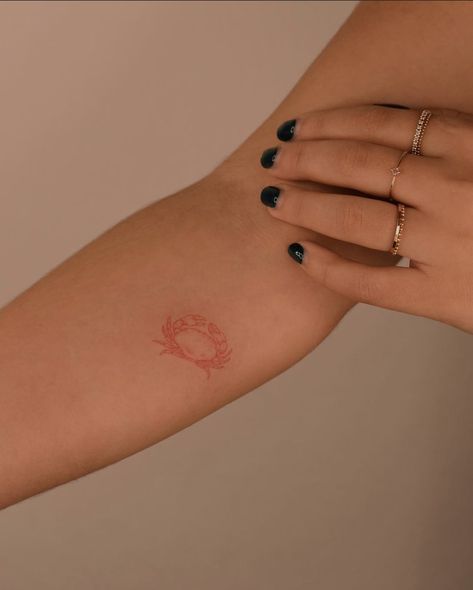 One Line Crab Tattoo, Dainty Crab Tattoo, Crab Fine Line Tattoo, Red Crab Tattoo, Little Crab Tattoo, Simple Crab Tattoo, Tiny Crab Tattoo, July Birthday Tattoo, Cute Crab Tattoo