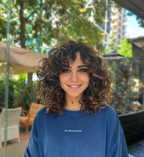 27 BEST SHORT CURLY HAIR WITH BANGS TO TRY THIS YEAR - julsweek Curly Hair Bangs Balayage, Curly Short Layered Haircuts, Stacked Curly Haircut, Short Length Curly Haircut, Curly Short Hair Layers, Curly Hair Round Layers, Shoulder Length Haircut For Curly Hair, Curly Hair Cuts Short Layers, Medium Length Curly Hair With Curtain Bangs