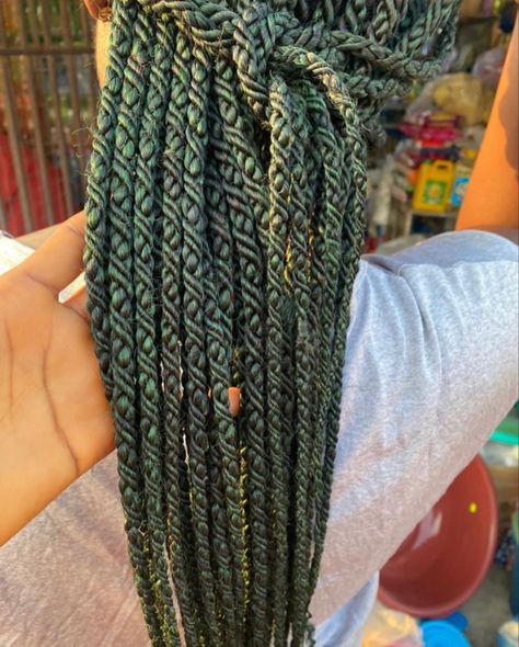 Carnival Fits, Locs Blonde, Synthetic Dreadlocks, Protective Hairstyles Braids, Hairdos For Curly Hair, Beautiful Braids, Knotless Braids, Natural Hair Inspiration, Natural Hair Braids