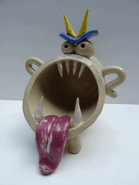 clayartwork0021.gif 1,094×1,459 pixels Monster Pottery, Ceramic Speaker, Cup Clay, Monster Cup, Clay Artwork, Ceramic Monsters, Clay Pinch Pots, Clay Vessels, Clay Monsters