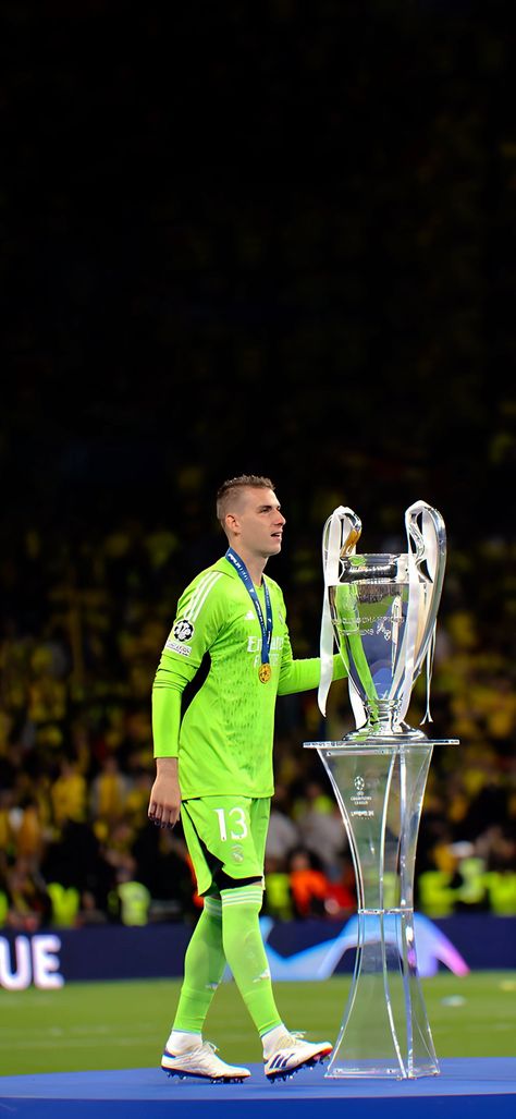 Lunin Real Madrid Wallpaper, Lunin Real Madrid, Andrey Lunin, Real Madrid Goalkeeper, Real Madrid Wallpapers, Madrid Wallpaper, Real Madrid Players, Screen Wallpaper, Real Madrid