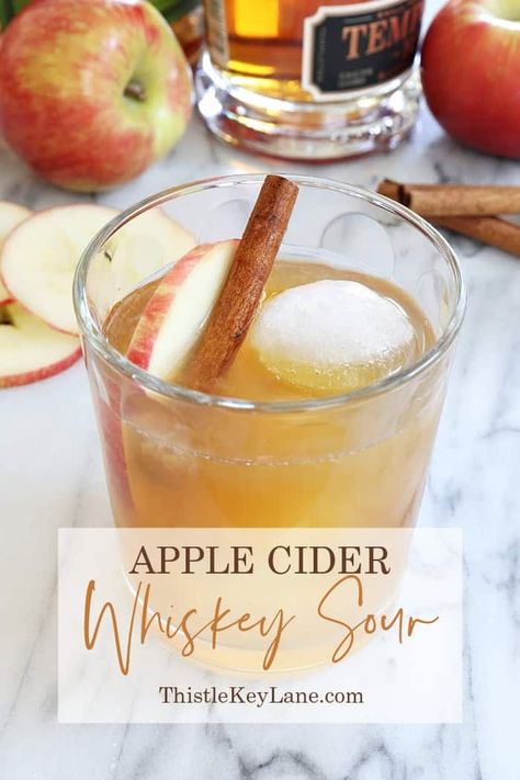 Apple Cider Whiskey Sour Recipe - Thistle Key Lane Fall Whiskey Sour, Cocktail Garnish Ideas, Whisky Sour Recipe, Apple Cider Whiskey, Rye Whiskey Cocktail, Cider Cocktail Recipes, Garnish Ideas, Bourbon Apple Cider, Whiskey Sour Recipe