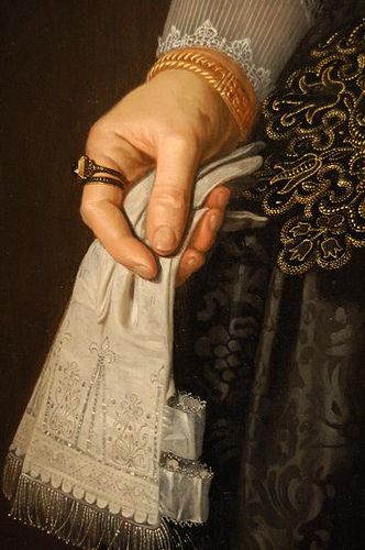 Nicolaes Eliasz Pickenoy, Portrait of a Lady, c. 1630 - The Detroit Institute of Arts. (Detail of right Hand) Detroit Institute Of Arts, Creation Art, Old Paintings, Classical Art, Detail Art, Rembrandt, A Lady, Historical Fashion, Fashion History