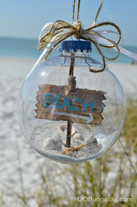 Sand-starfish-shells-and-driftwood-coastal-Christmas-ornament-H2OBungalow Beach Christmas Ornaments, Seashell Projects, Coastal Christmas Decor, Beachy Christmas, Nautical Christmas, Beach Ornaments, Deco Nature, Beach Diy, Navidad Diy