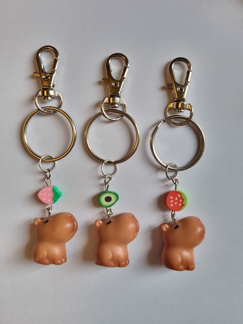 Cute Animal Keychains, Capybara Figurine, Capybara Keychain, Hamster Keychain, Keychain Pig, Capybara Memes Cute, Eye Pins, Rodents, Head Pins