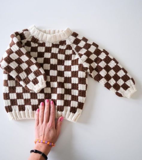 Kids Sweater Pattern, Toddler Sweater, Knitting For Kids, Pattern Sweater, Free Knitting Pattern, Kids Sweater, Sweater Pattern, Chess, Knitting Pattern