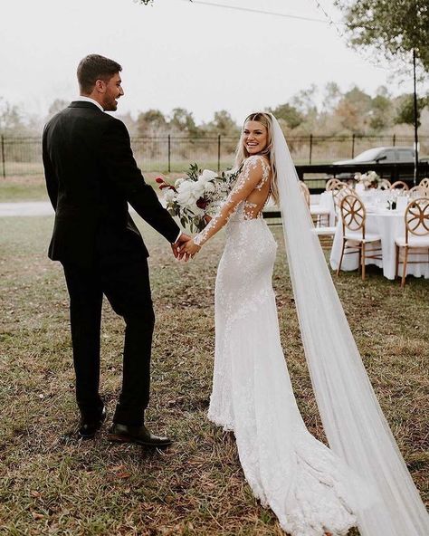 Long Sleeve Fitted Wedding Dresses, Romantic Sheath Wedding Dress, November Wedding Dresses, Glamorous Wedding Dresses, Long Sleeve Wedding Dress Backless, Form Fitting Wedding Dress, Long Sleeve Wedding Dress Simple, Wedding Dress Low Back, Bride Wedding Dress